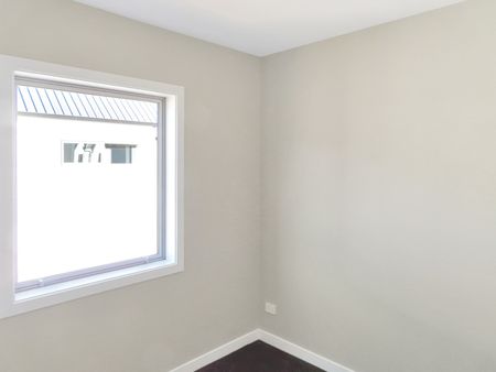 Waterloo Living - Photo 4