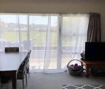 Charming Howick 2BR Home - Photo 1