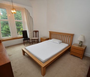 2 bed flat to rent in Shawlands, Glasgow, G41 - Photo 3