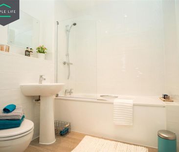 2 bedroom apartment to rent - Photo 2