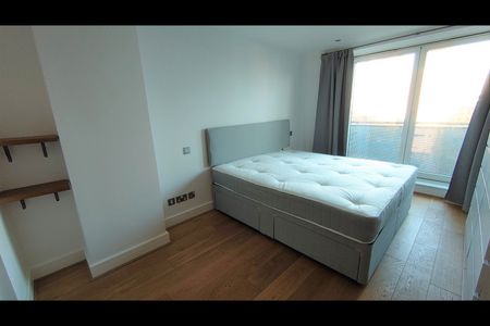 2 Bed Flat, Albert Embankment, SE1 - Photo 3