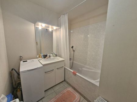 Location Appartement 2 pièces 48m² - Photo 5