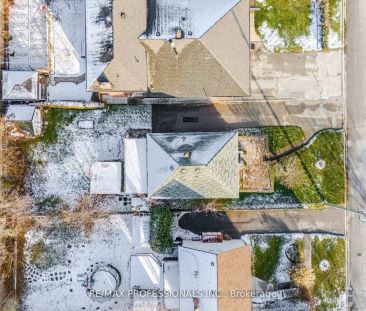 10 AVALON ROAD - Photo 5