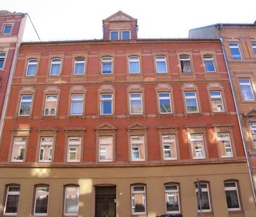 Große Altbauwohnung mit Tageslichtbad - Foto 4