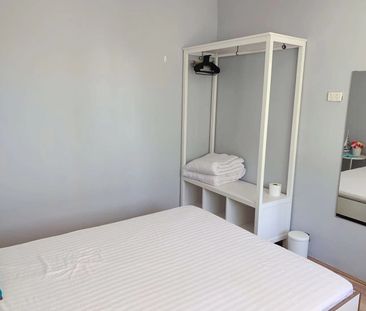 South Perth - Photo 4