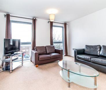 2 bedroom flat to rent - Photo 6