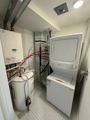 For Lease - 135 Canon Jackson Drive Unit# 111, Toronto, Ontario - Photo 4