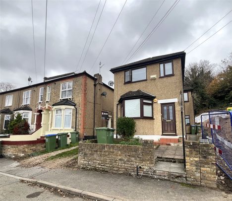 Abbey Crescent, Belvedere, Kent, DA17 5AY - Photo 1