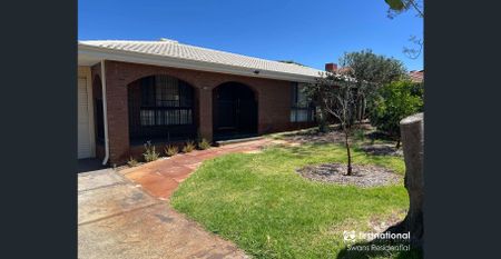 Spacious 3-Bedroom with Generous Outdoor Living in the Heart of Beechboro!! - Photo 3