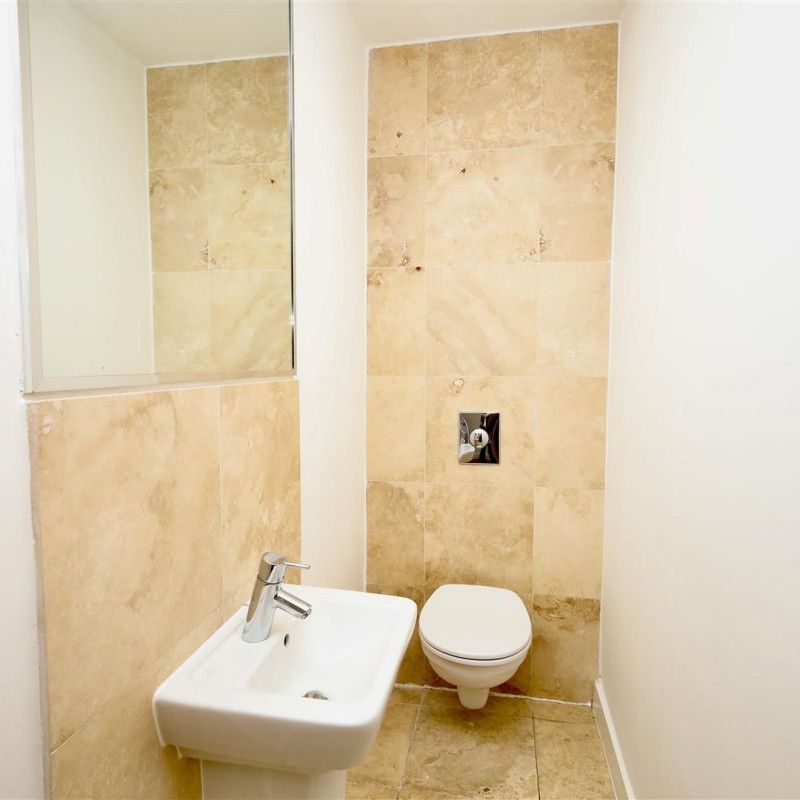 2 bedroom Apartment to rent in Quayside Loft, Quayside, Newcastle Upon Tyne NE1 - Photo 1