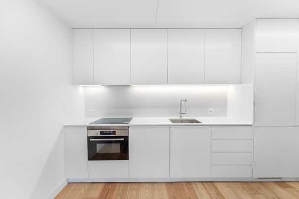 1 Bedroom Apartment with swimming pool, Avenida da Liberdade, Lisboa - Photo 1