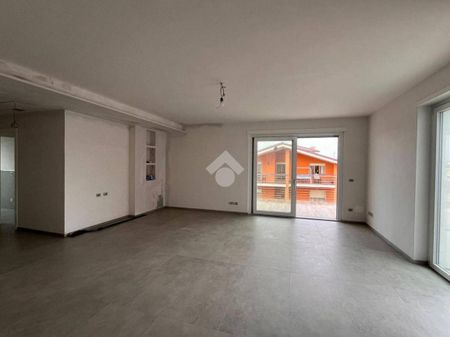 Bilocale via Vittorio Emanuele II 107, Centro, Bra - Photo 2