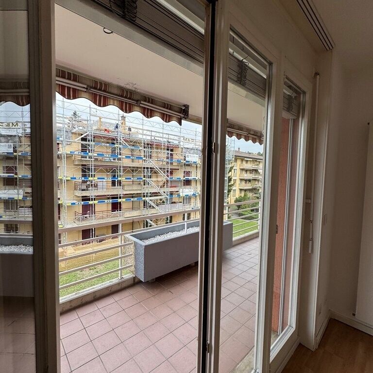 Nice 4-room apartment near the lake refurbished for rent - Foto 1