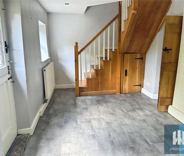 2 bedroom terraced house to rent - Photo 4