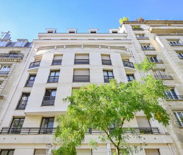 Très bel appartement 2 pièces avec parking Paris 16ème - Photo 3