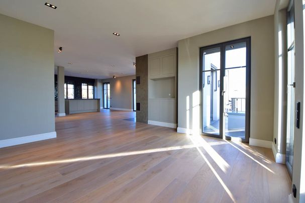 Zur Miete: 1. Rheinlinie - High-End-Penthouse mit Panoramablick auf Rhein und Siebengebirge, Sauna und Whirlpool - Foto 1