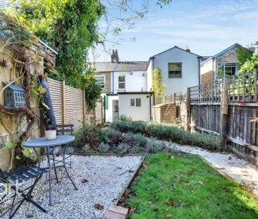 2 bedroom terraced house to rent - Photo 3