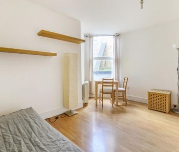 Tetherdown, London N10 - Photo 3
