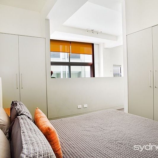 TRENDY CHIC APARTMENT | Furnished - Photo 1