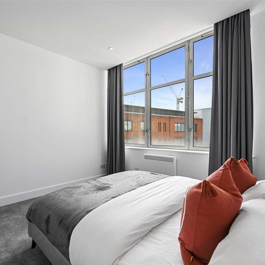 West Smithfield, London, EC1A 9HZ - Photo 1