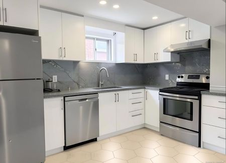 For Lease - 13 Pawnee Ave Avenue Unit# Bedroom A bsmt, Toronto, Ontario - Photo 3