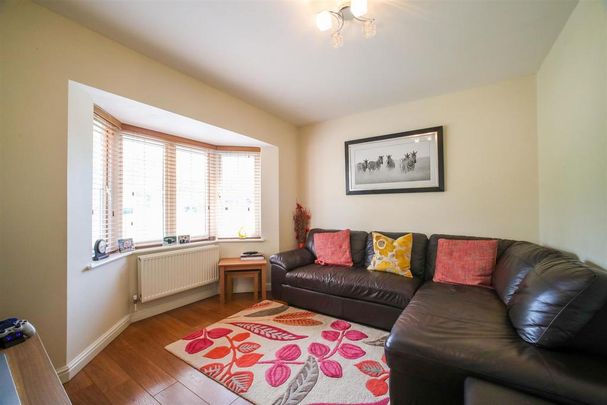 4 bedroom detached house to rent - Photo 1