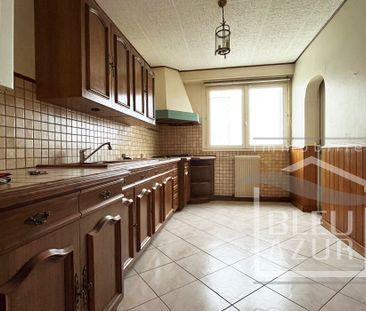 Location Appartement 3 pièces 85m² LUCON 85400 - Photo 2