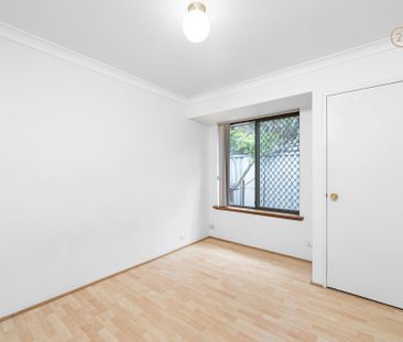 Great Size 4 Bedroom Home with Great Location!!!!!! @ $850 Per Week - Photo 5