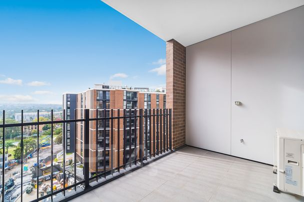 Luxurious 2-Bedroom Apartment with Stunning Views at Highline Westmead - Photo 1