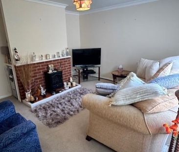 2 bedroom terraced house to rent - Photo 5