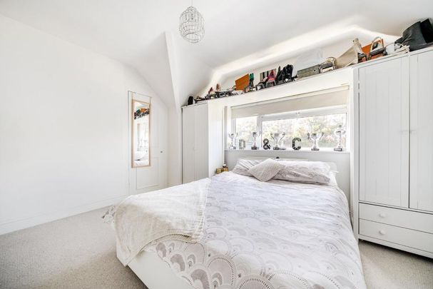 3 bedroom end of terrace house to rent - Photo 1