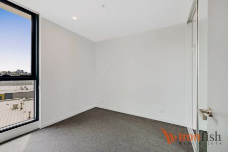 2 Bed, 1 Bath - Photo 4