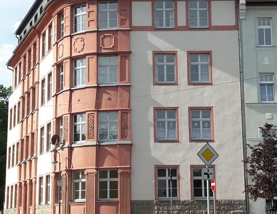 Zentrumsnahe 4 Raum Wohnung - Photo 1