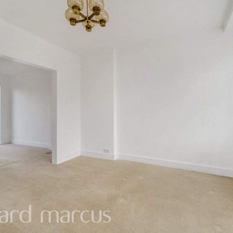 Hayling Avenue - Photo 1