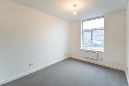 Otley Road, Shipley, BD18 3PY - Photo 5