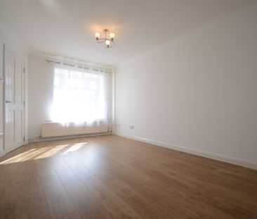 2 bedroom terraced to rent - Photo 5