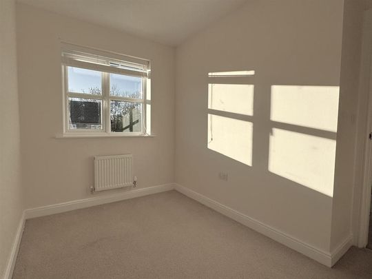 2 bedroom house to rent - Photo 1