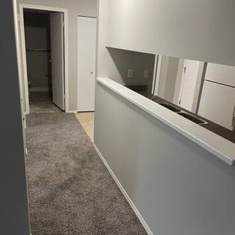 2 bedroom apartment - Photo 4