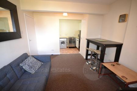1 bedroom flat to rent - Photo 3