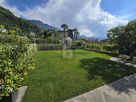 SOLEGGIATO E TRANQUILLO CON GIARDINO - Foto 4