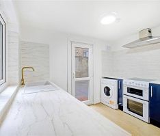 Grantham Road, London, SW9 - Photo 2