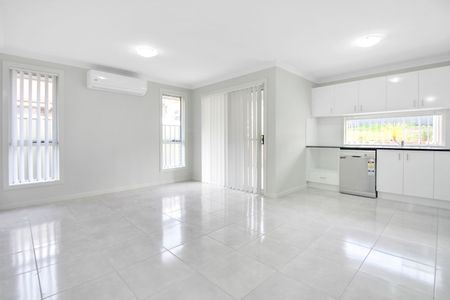 Cute & Cosy Two Bedroom Duplex - Photo 4