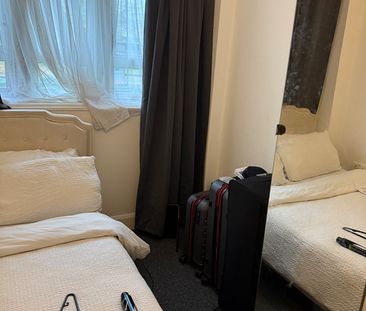 2 Bed Flat, Tilling House, SE15 - Photo 6