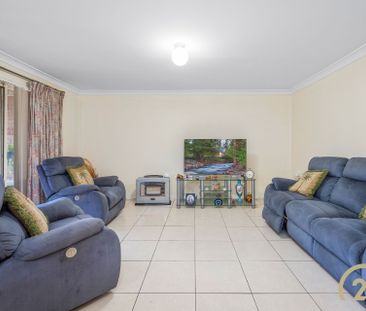 Two Bedroom Unit&comma; in a Prime Location&excl; - Photo 3