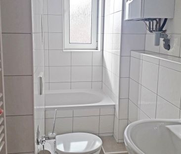 #3-Raum-Wohnung #Dachgeschoss #Tageslichtbad mit Wanne # geräumige ... - Foto 6