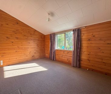 Two Bedroom Property - Photo 2