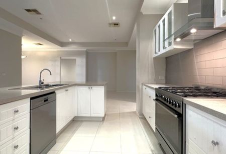 8 Aries Drive, Epping VIC 3076 - Photo 4