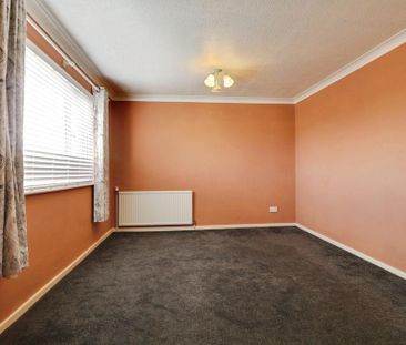 2 bedroom end of terrace house to rent - Photo 1