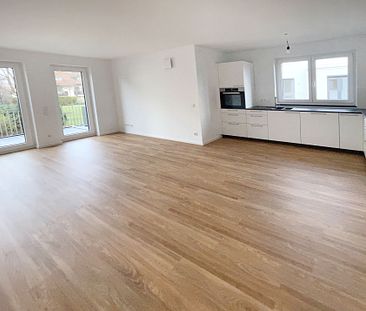 Moderne 3-Zimmerwohnung mit toller Einbauküche und Balkon - Foto 2