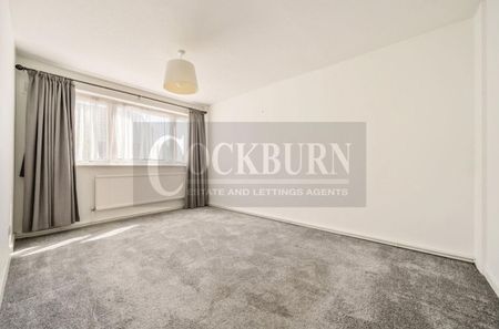 Colyer Close, London, SE9 3QG - Photo 2